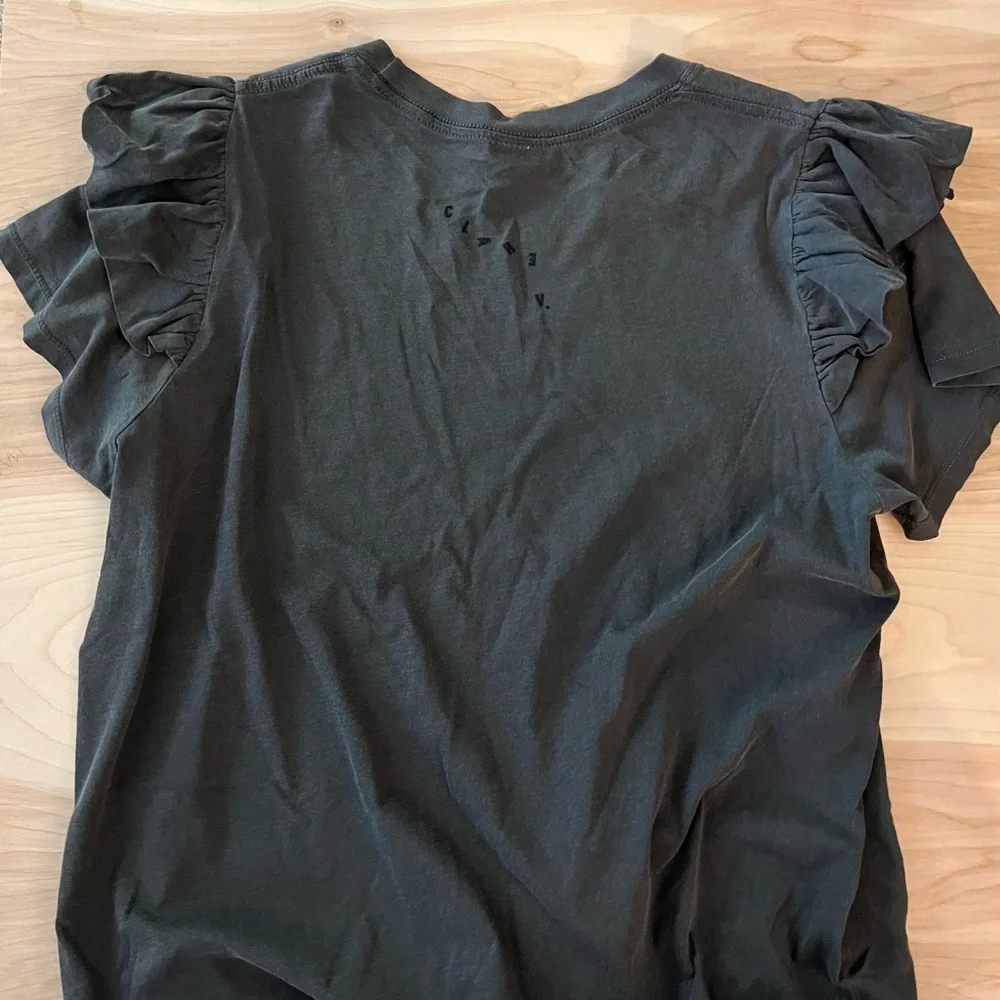 NWT Clare V Gray Ruffle Sleeve Short Sleeve Tee Large - Picture 6 of 8